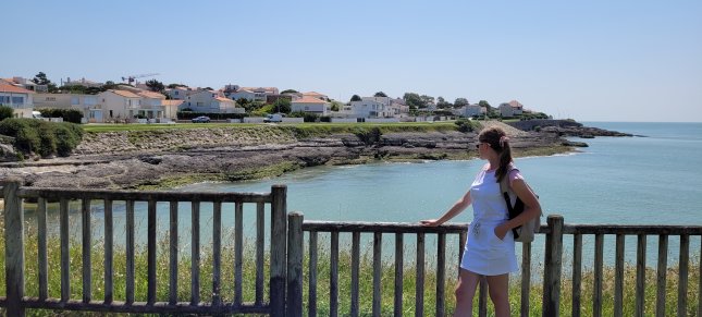 Intern from Poland taking a trip to the coast in south-west France